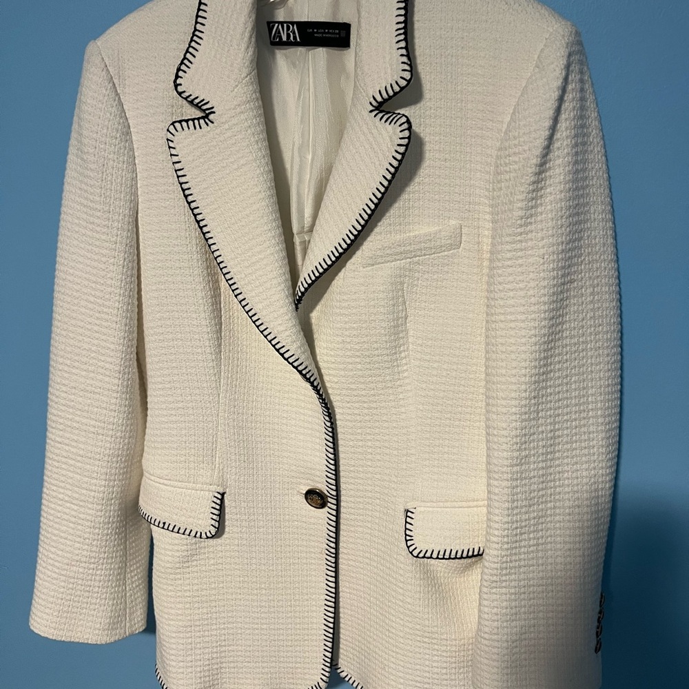 ZARA Cream Textured Blazer with Black Trim
